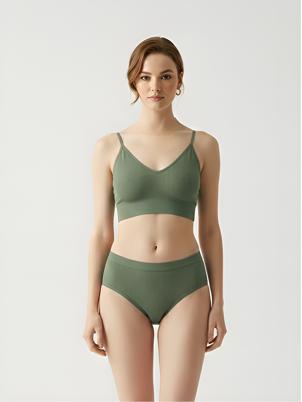 Green wireless bra set for women with soft support and seamless brief